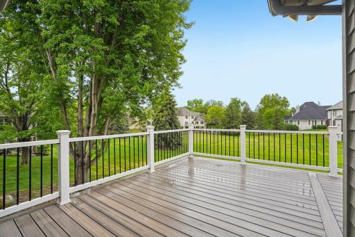 10215 Bluff Road, Eden Prairie, MN 55347