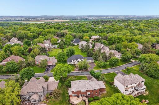 10215 Bluff Road, Eden Prairie, MN 55347