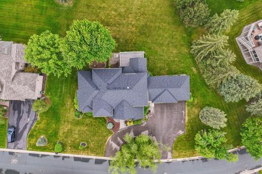 10215 Bluff Road, Eden Prairie, MN 55347