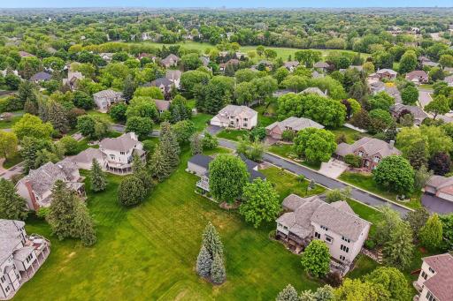 10215 Bluff Road, Eden Prairie, MN 55347