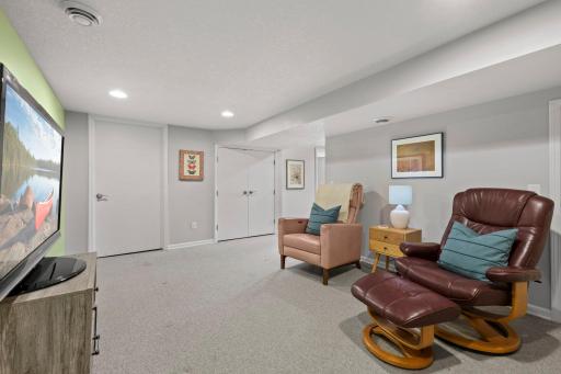 2745 Alabama Avenue S, Saint Louis Park, MN 55416