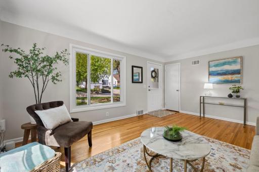 2745 Alabama Avenue S, Saint Louis Park, MN 55416