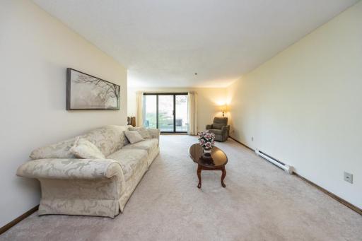 723 Larpenteur Avenue E, 723A, Maplewood, MN 55117