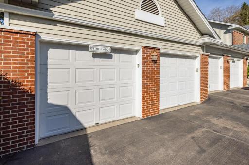723 Larpenteur Avenue E, 723A, Maplewood, MN 55117
