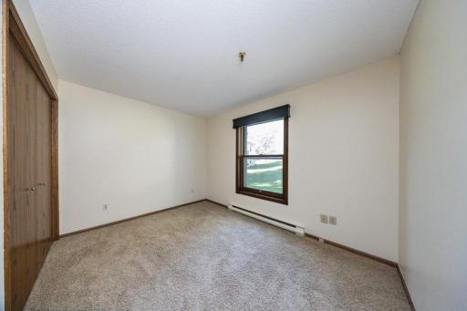 723 Larpenteur Avenue E, 723A, Maplewood, MN 55117