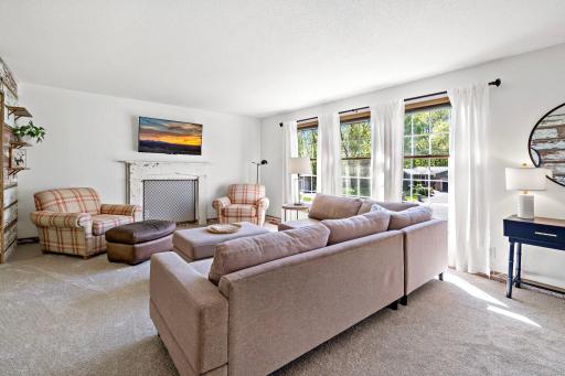 8660 Black Maple Drive, Eden Prairie, MN 55344