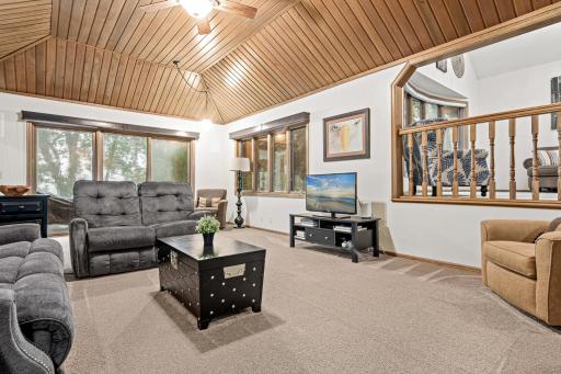 10810 Mississippi Boulevard NW, Minneapolis, MN 55433