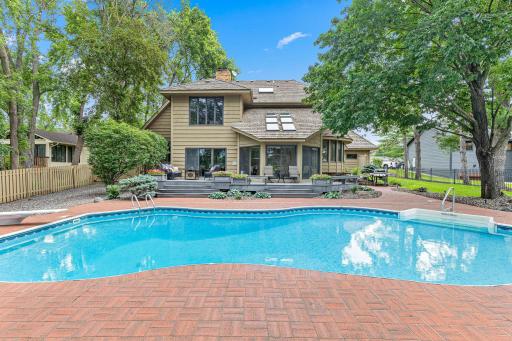 10810 Mississippi Boulevard NW, Minneapolis, MN 55433