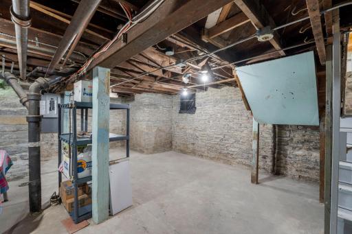 1699 Ashland Avenue, Saint Paul, MN 55104