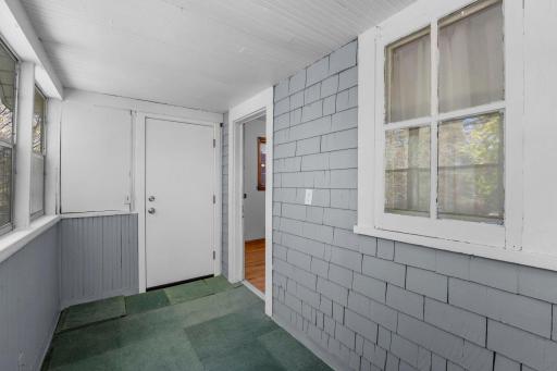1699 Ashland Avenue, Saint Paul, MN 55104