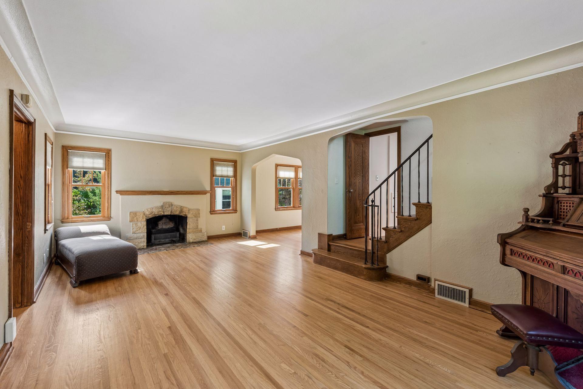 Gleaming hardwood flooring throughout. Double sided staircase