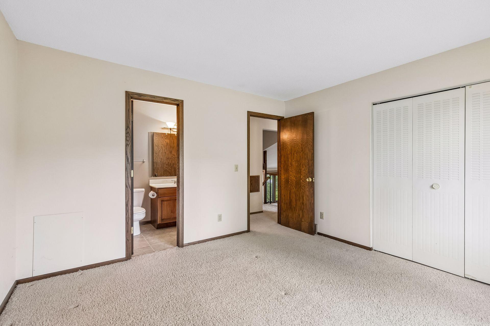Bedroom 1 - Upper level