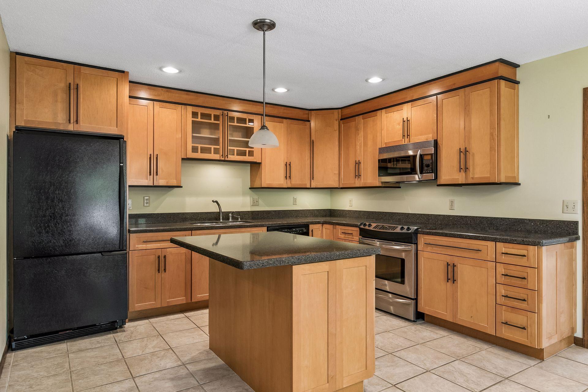 Large island and tons of counter space
