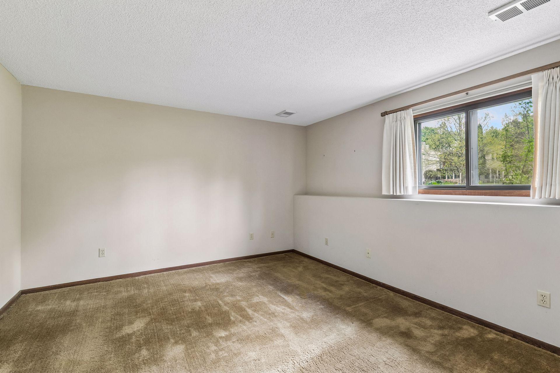 Bedroom 3 - Lower level