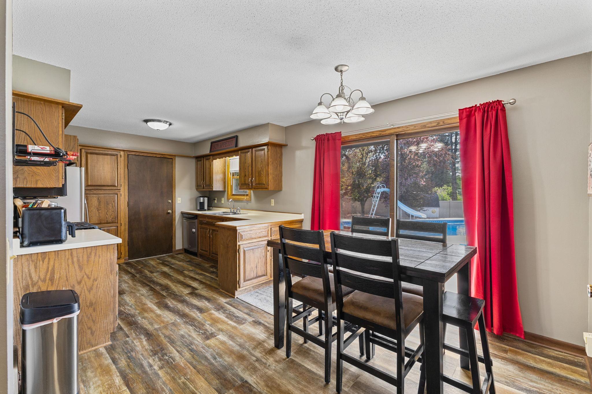 Vivid Spaces_7310 Inman Ave S_12.jpg