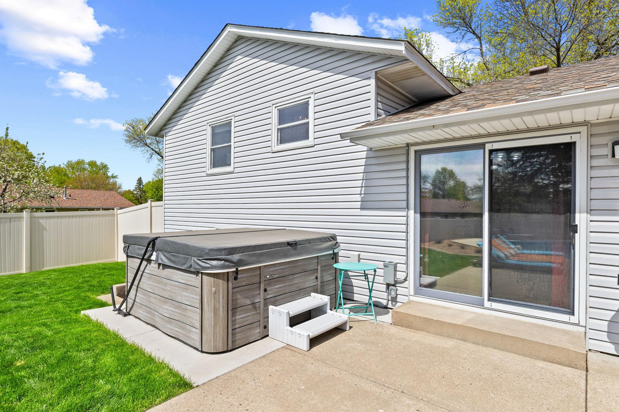 Vivid Spaces_7310 Inman Ave S_42.jpg