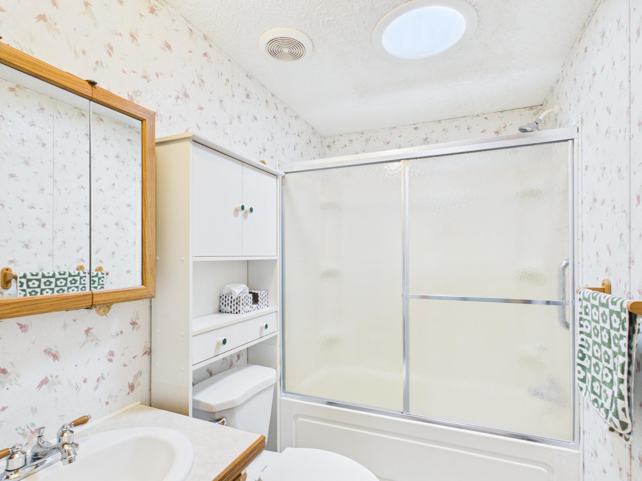 Bathroom #2.jpg
