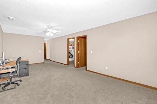 1220 Dupont Lane N, Minneapolis, MN 55444
