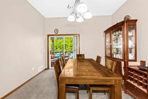 1220 Dupont Lane N, Minneapolis, MN 55444