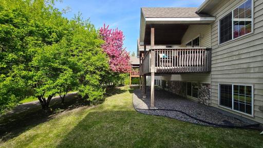 1220 Dupont Lane N, Minneapolis, MN 55444