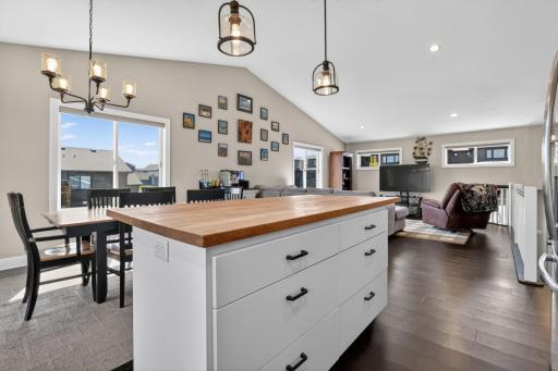 1565 Brandt Drive NE, Byron, MN 55920
