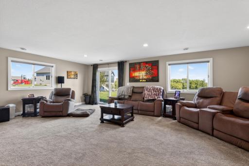 1565 Brandt Drive NE, Byron, MN 55920