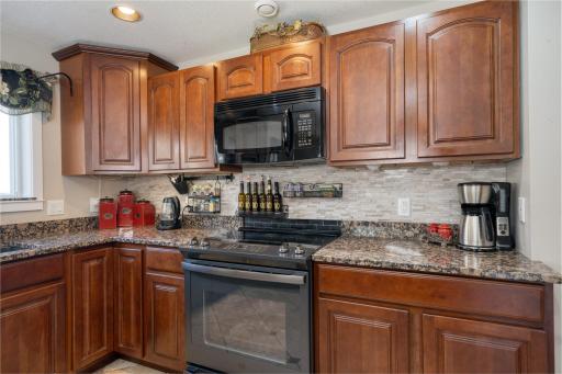 21564 Sugarbush Lane, Cohasset, MN 55721