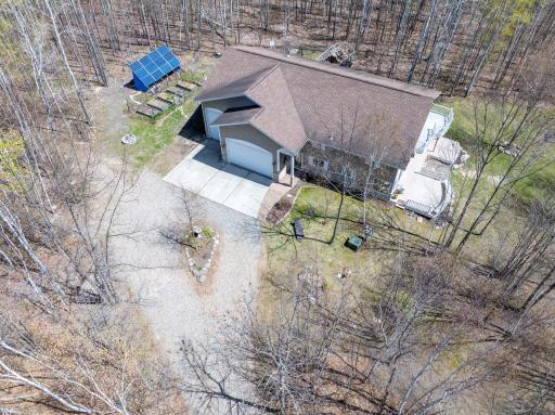 21564 Sugarbush Lane, Cohasset, MN 55721