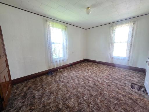 844 S 1st Avenue, Gibbon, MN 55335