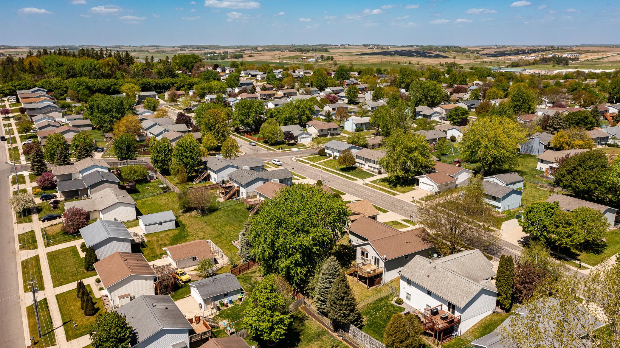 Neighborhood View