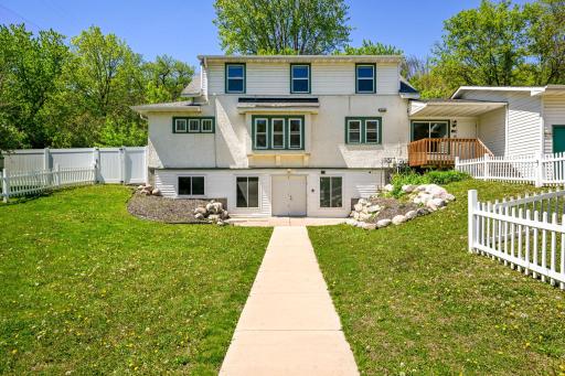 740 Main Street W, Carver, MN 55315