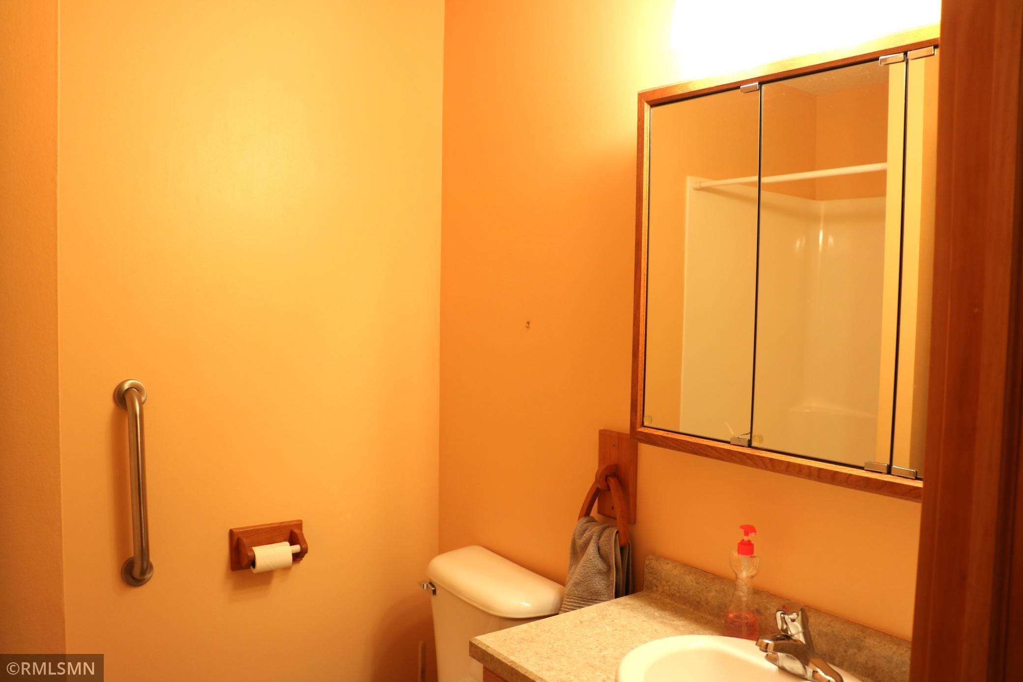 3/4 hall bath