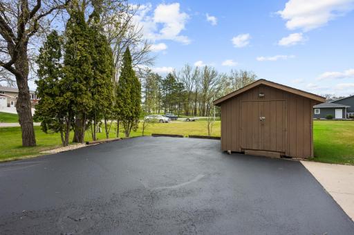 1481 W Latoka Drive SW, Alexandria, MN 56308