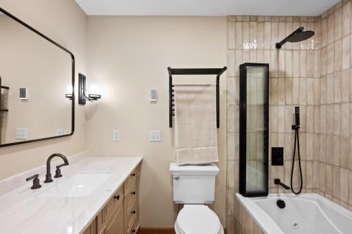1481 W Latoka Drive SW, Alexandria, MN 56308