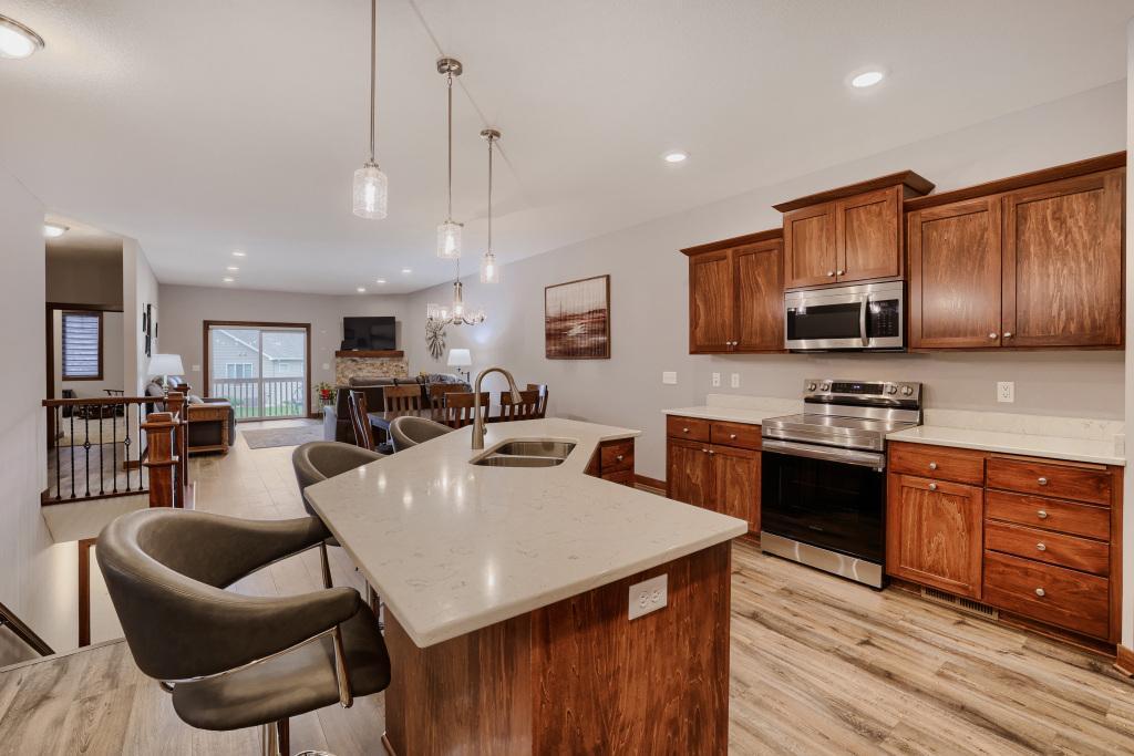 8051 Winfield Rd - MLS Sized - 007 - 07 Kitchen.jpg