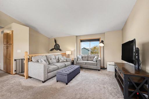 11337 73rd Street NE, Albertville, MN 55301