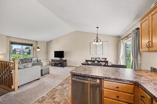 11337 73rd Street NE, Albertville, MN 55301