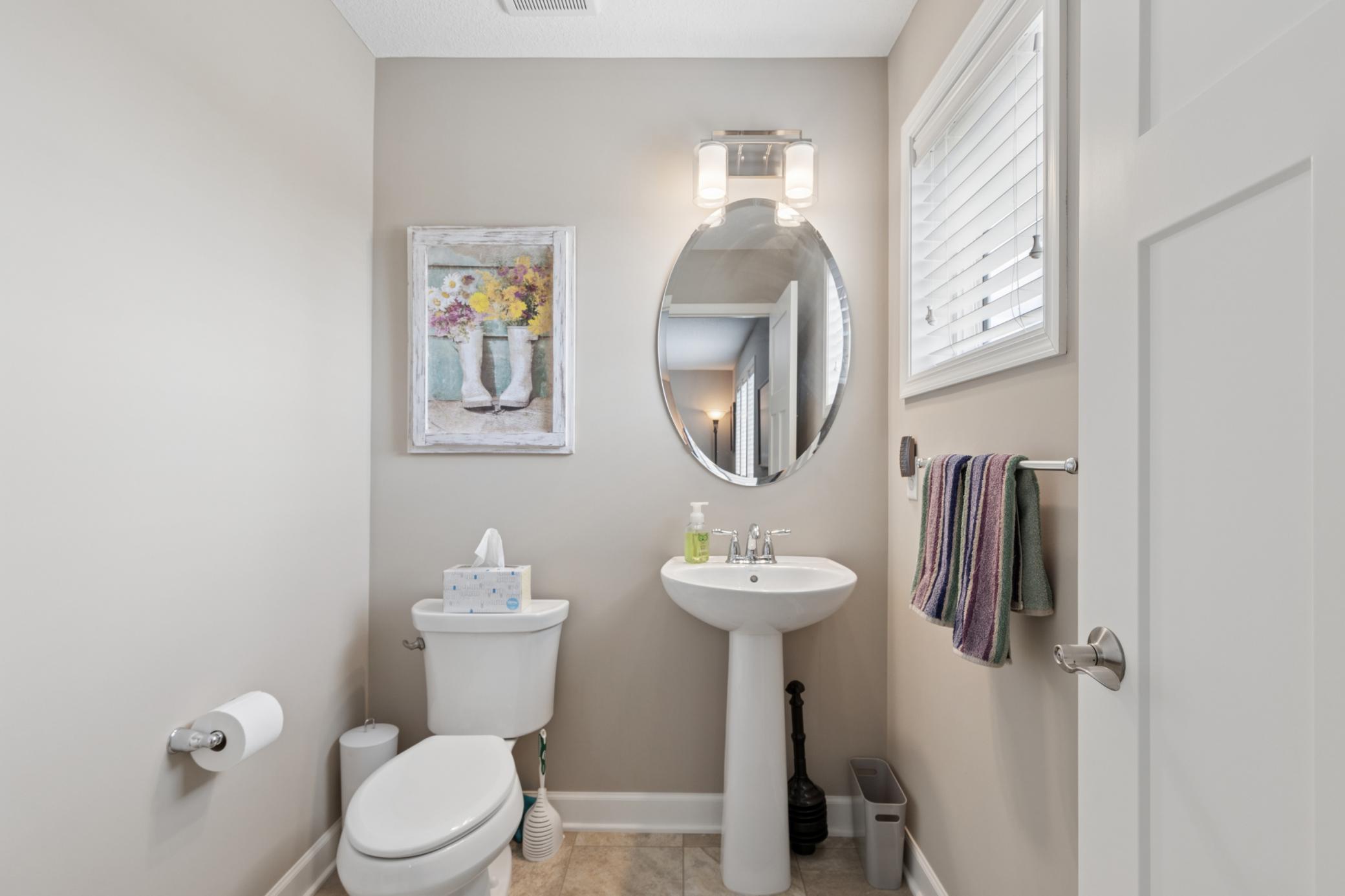 1/2 Bath