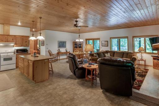 11027 Oak Point Road NW, Cass Lake, MN 56633