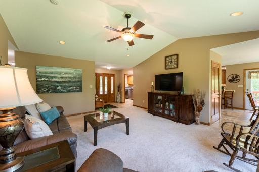 6217 321st Street Way, Cannon Falls, MN 55009