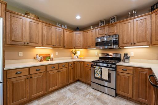6217 321st Street Way, Cannon Falls, MN 55009