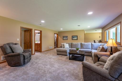 6217 321st Street Way, Cannon Falls, MN 55009