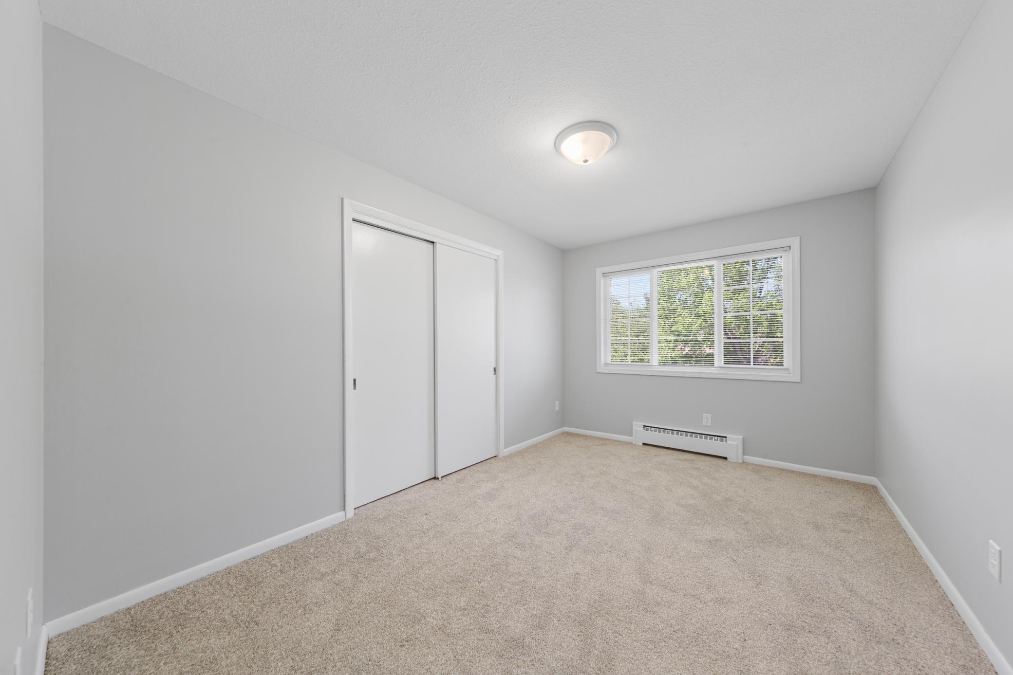 18 bedroom 1.jpg