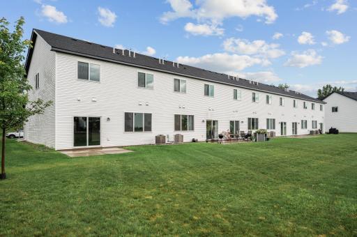 2117 Cleveland Lane S, Cambridge, MN 55008