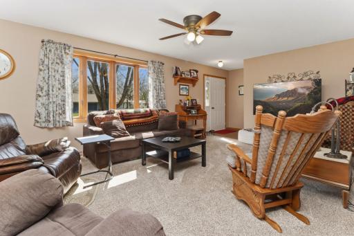 418 N Clayborn Avenue, Parkers Prairie, MN 56361