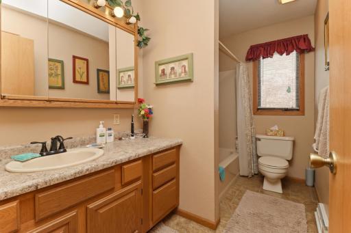 418 N Clayborn Avenue, Parkers Prairie, MN 56361