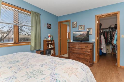 418 N Clayborn Avenue, Parkers Prairie, MN 56361