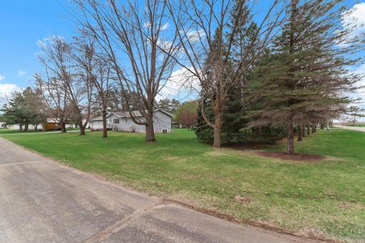 418 N Clayborn Avenue, Parkers Prairie, MN 56361
