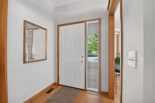 9244 Dunbar Knoll N, Minneapolis, MN 55443