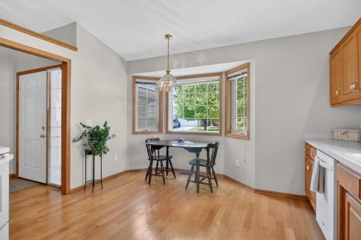 18_9244_Dunbar_Knoll_N-Dining_room-6236.jpg